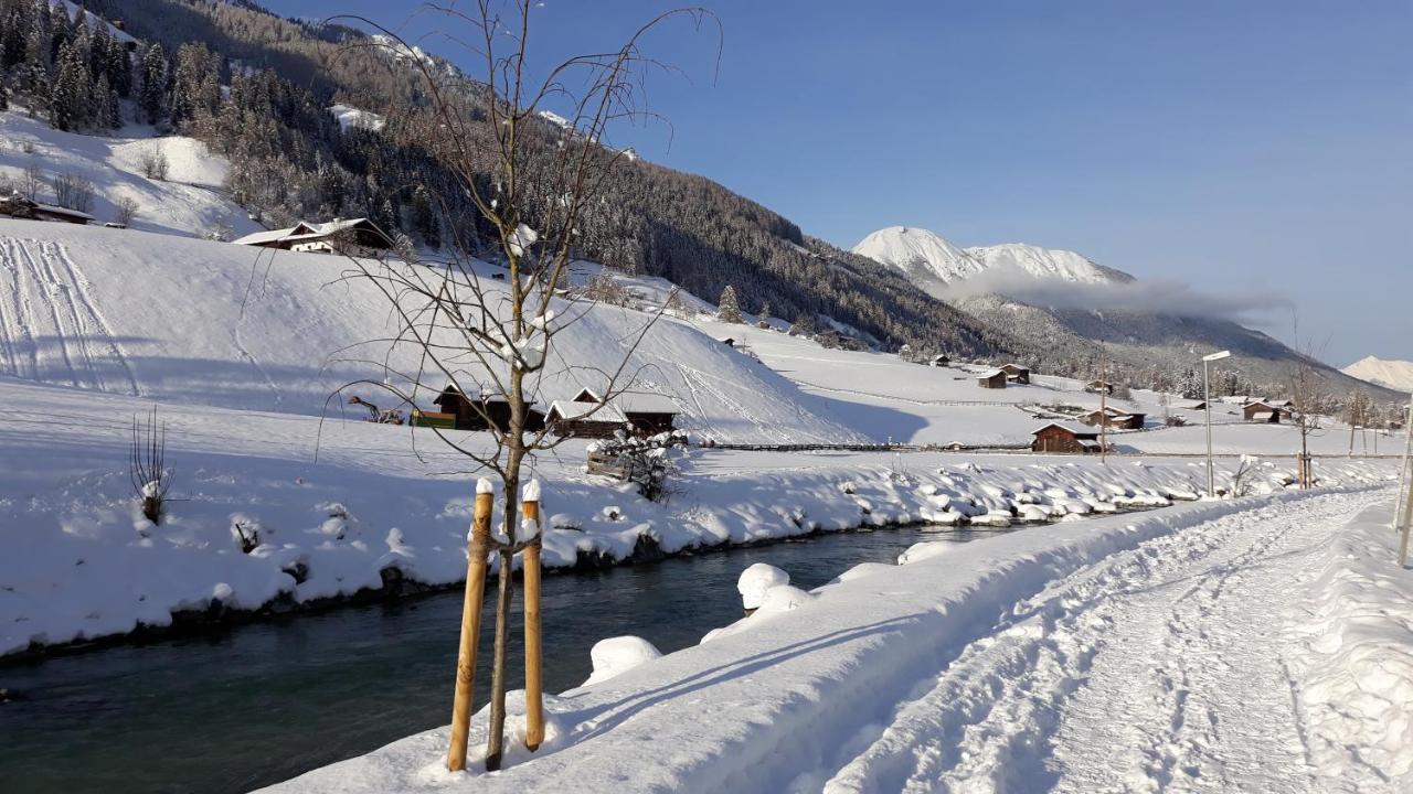 Haus Ruetzbach Leilighet Neustift im Stubaital Eksteriør bilde