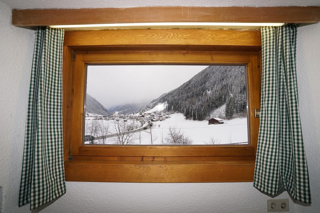 Haus Ruetzbach Leilighet Neustift im Stubaital Rom bilde