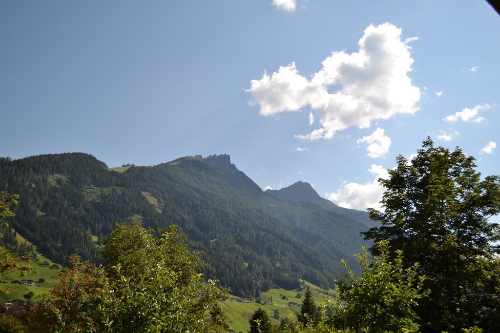 Haus Ruetzbach Leilighet Neustift im Stubaital Eksteriør bilde